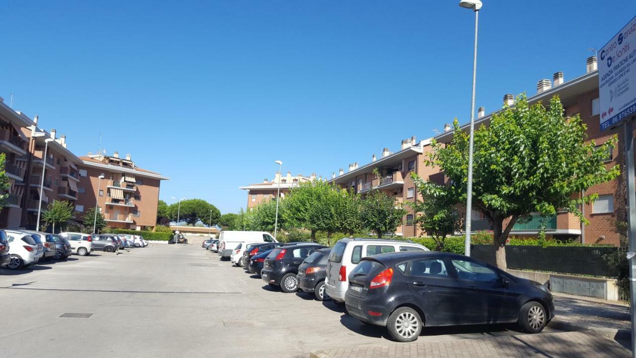 Casina Carina Carina Apartment Nettuno Exterior foto